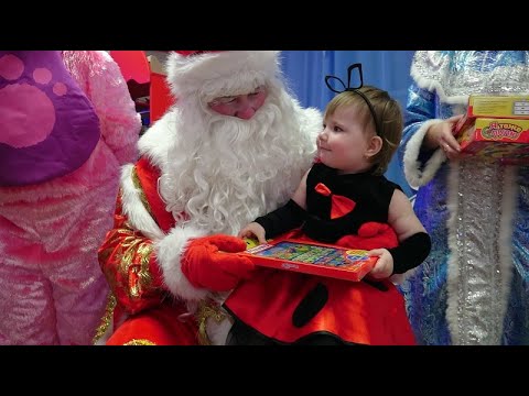 Видео: Новогодний утренник с Лунтиком