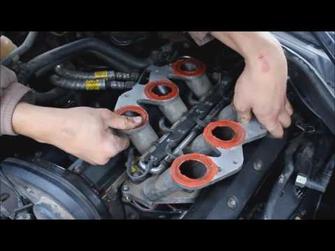 Видео: Снятие крышки клапанов и впускного коллектора на Opel Omega Y26SE/ X25XE