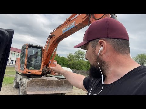 Видео: Замена масла в коробке Экскаватора doosan190dx Моторная￼ 10w40, и.т.д