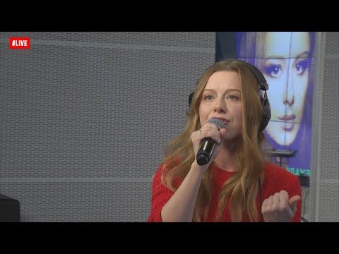 Видео: Юлия Савичева - Если В Сердце Живет Любовь (LIVE @ Авторадио)
