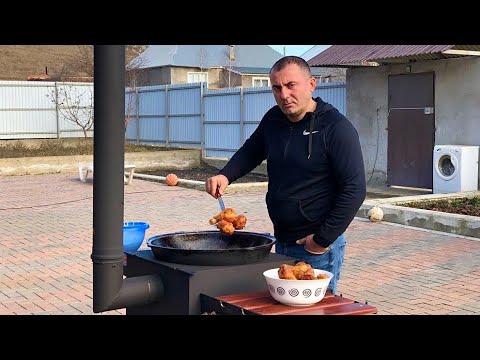 Видео: Куриные НОЖКИ в Кавказском СТИЛЕ!! ENG SUB.