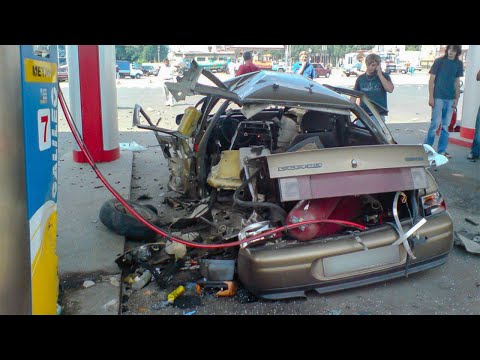 Видео: ПРИКОЛЫ ПРО АВТО 2023 ЛУЧШИЕ ДО СЛЕЗ УГАР, РЖАЧ, РУССКИЕ ПРИКОЛЮХИ С ДОРОГ #12