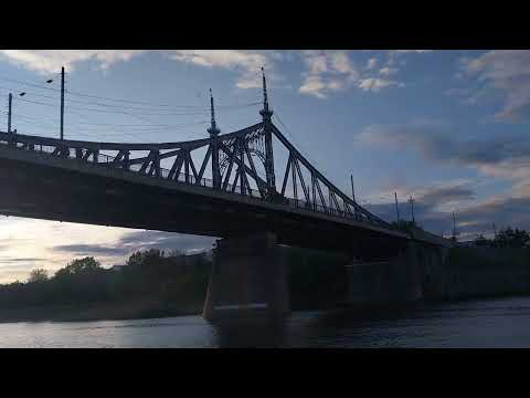 Видео: Прогулки по Твери. Трехсвятская улица. Прогулка на теплоходе. День первый