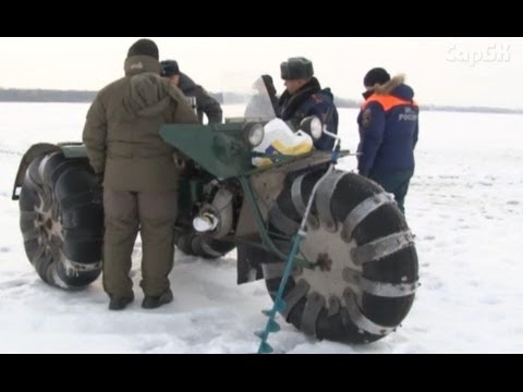 Видео: По льду ездят десятки «неопознанных» транспортных средств
