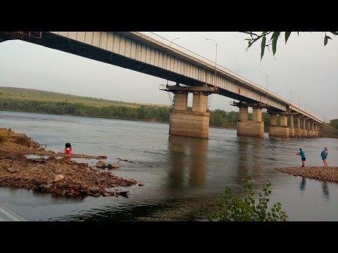 Видео: Рыбалка на Тубе | Апрель