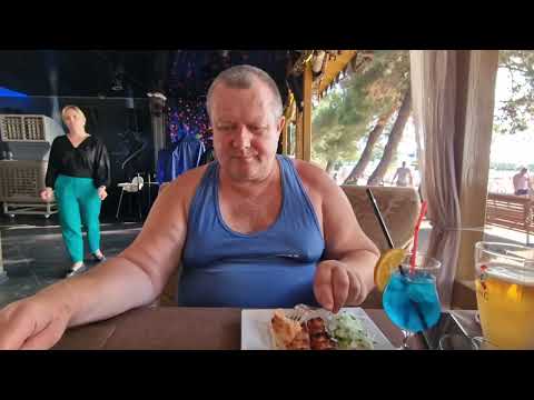 Видео: ГЕЛЕНДЖИК🌄 16.07.2023, КАФЕ "ПРОХЛАДА" 👨‍🍳ЧЕСТНЫЙ ОБЗОР, ОТМЕТИЛИ ПРИЕЗД🍾🥃