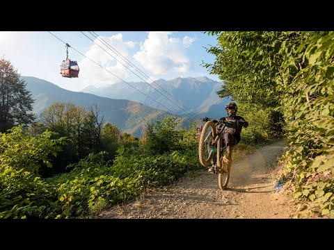 Видео: С чего начать в байк-парке? | Зеленая бухта