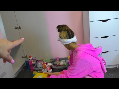 Видео: Генеральная Уборка в моём Шкафу👉 ПОКА Я в ШКОЛЕ Мама ВСЁ ВЫКИДЫВАЕТ😱