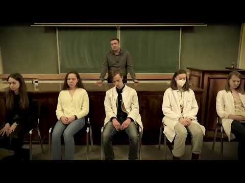 Видео: Демонстрация гипноза. Возрастная регрессия.