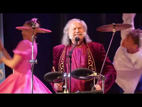 Видео: ВИА "АРИЭЛЬ" - май 2024