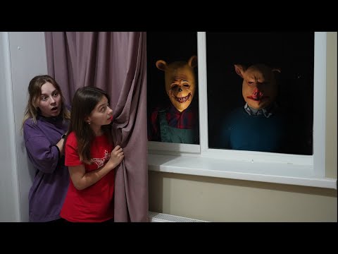 Видео: ПОЗВОНИЛ ВИННИ ПУХ: К Р О В Ь И МЁД И ПЯТАК! СТРАШНАЯ ИСТОРИЯ!