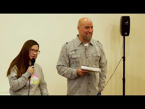 Видео: Риси Саундерс