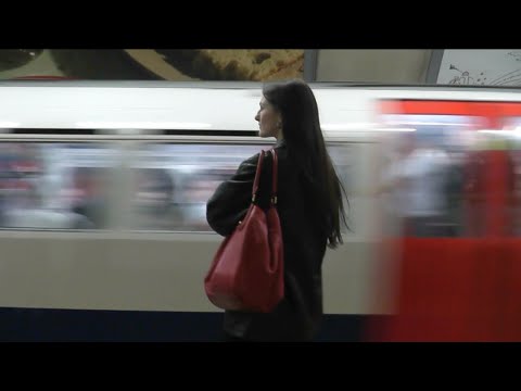 Видео: темные зимние дни в корпоративном Лондоне