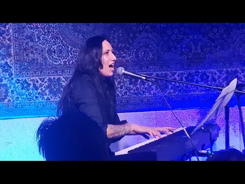 Видео: Лусинэ "ЛУ" Геворкян - "Куда приводят мечты" (NEW Track! Louna bands) @ Live in Moscow 2022