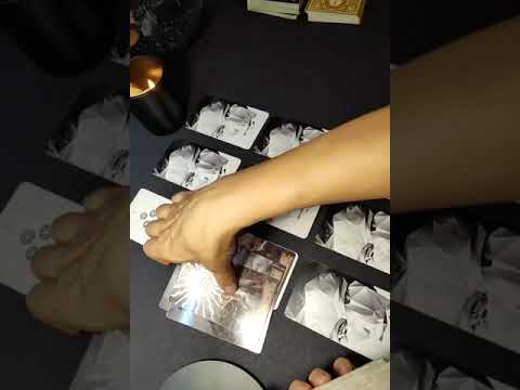 Видео: ЛЮБИЛ ЛИ ОН