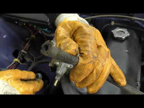 Видео: Часть 1. Впервые такой идеально сохранившийся автомобиль на ремонте.