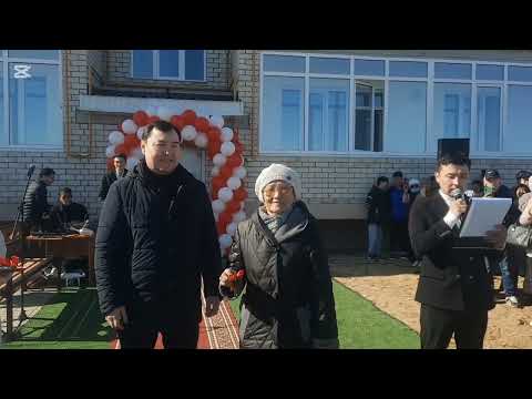 Видео: Миялы ауылында 60 пәтерлі 3 этажды үйде тұрғындар қоныс тойын тойлады Демеуші NCOC компаниясы 28.03.