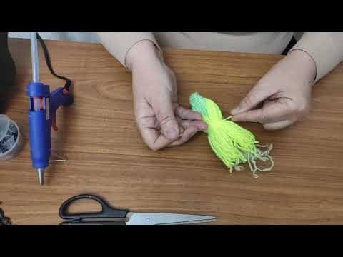 Видео: Мастер-класс  по изготовлению попугая из ниток «Попугай -мотанка» проводит Волкова Клара Петровна.