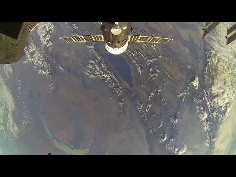 Видео: Летим над Средней Азией. Аральское море, озёра Балхаш и Иссык-куль //Вид из космоса//