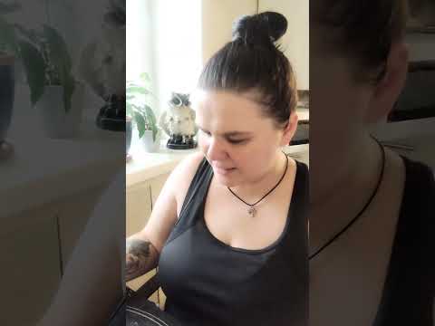 Видео: Что у него с другой в доме в чувствах 🪽⚡#таро #таросила