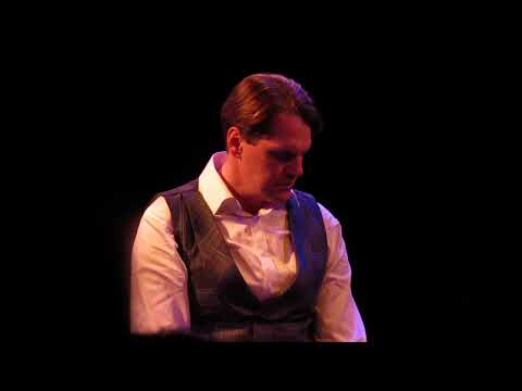 Видео: Иван Ожогин - Любит, не любит 25.01.2023 Зимний творческий вечер