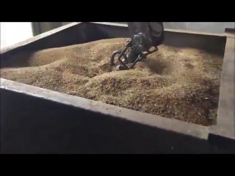 Видео: Очистка люцерны на линии Фадеева