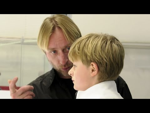 Видео: "Смело! Решительно!" Александр Плющенко начинает новый сезон. Премьера КП!