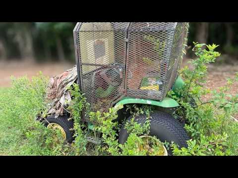 Видео: ТРАКТОР JOHN DEERE ОСТАВЛЕН ГНИТЬ НА СТАРОМ ЗАБРОШЕННОМ ПОЛЕ ДЛЯ ГОЛЬФА... БУДЕТ ЛИ ОН ДВИГАТЬСЯ?