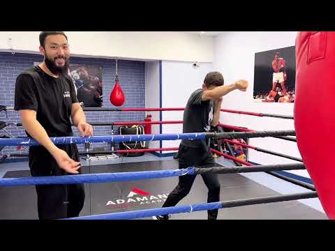 Видео: Тренировка боксера. Тренировка по боксу.