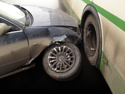 Видео: Восстановление Audi A6 после сильной аварии с автобусом