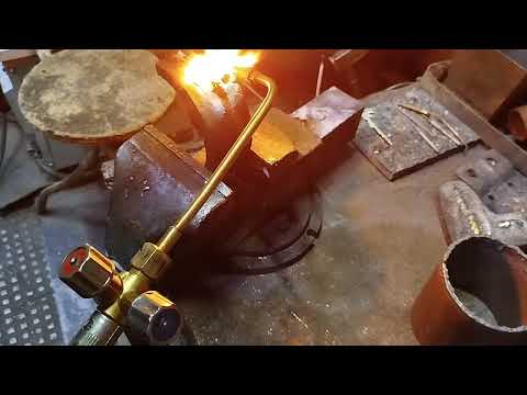 Видео: Серый чугун, пайка латунью.