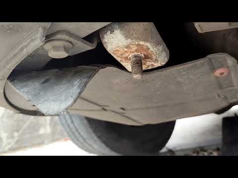 Видео: Замена масла в двигателе без ямы и подъёмника.