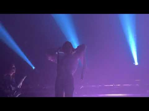Видео: ЛУНА - Суть ; Москва ( live 19.03.2021 Известия Hall)