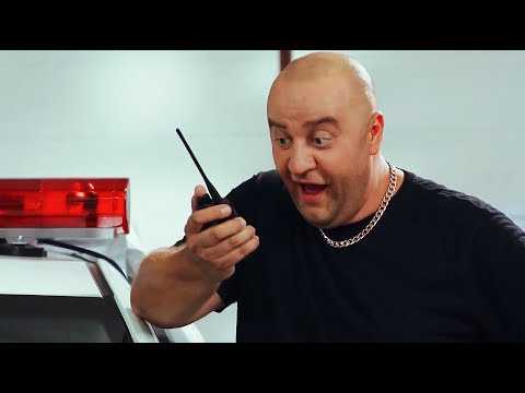 Видео: На Троих 2020 Кабан - криминальный авторитет, вор в законе и пахан хаты | Приколы 2020