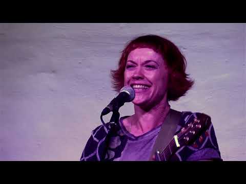 Видео: Ольга Чикина - "Морская песнь"