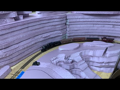 Видео: Carving Terrain: Pink Foam Madness — обновление Model Railroad 120 (Maroon Creek 14)