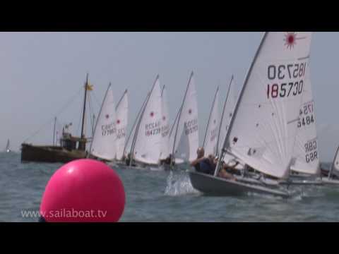 Видео: Как ходить под парусом — такелаж и рифление парусной лодки