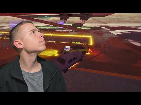 Видео: Играя сумо,но се бия в дъждовно време.