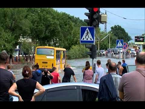 Видео: Уссурийцам предложили эвакуироваться самостоятельно