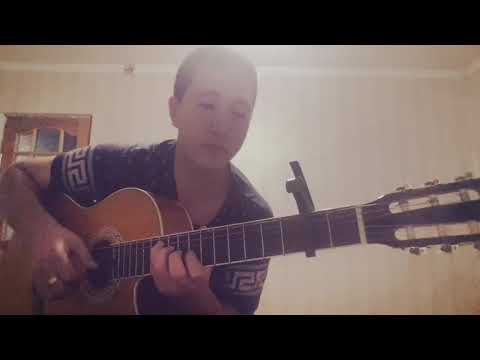 Видео: Акжол Нургожаев - Алкисса(на гитаре)