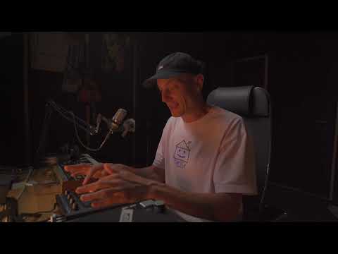 Видео: ЧЕЛЕНДЖ ДЕНЬ ШЕСТОЙ | CHALLENGE DAY SIX +НАШЕЛ ПРИКОЛЬНУЮ ФИШКУ ROLAND SP 404 MK 2