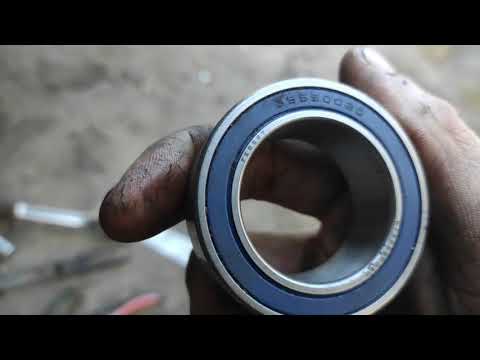 Видео: Замена подшипника шкива компрессора кондиционера. Focus 3 2.0