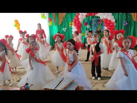 Видео: Песня «Выросли» муз. С. Шаровой и сл. Л. Слесаревой