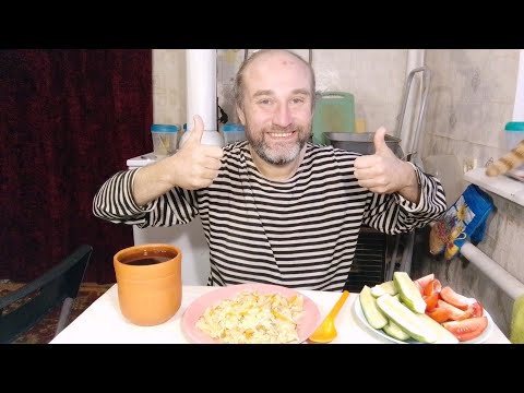 Видео: Обед с Рыжулей. Бог и борьба с моим лишним весом. Мукбанг. Обжор. Еда на камеру. Диета. Шизофрения.