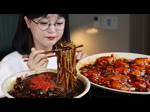 Видео: ЧАЧЖАНМЁН И КРЕВЕТКИ С ЧИЛИ🍜🍤| MUKBANG ASMR