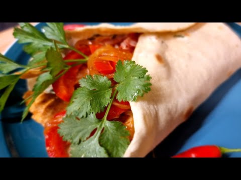 Видео: ФАХИТОС С КУРИЦЕЙ | МЕКСИКАНСКИЙ ФАХИТОС #фахитос #лепешкаскурицей #fajitas