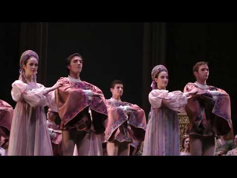 Видео: Hungarian Dance (Czardas/Чардаш) - Act III - Swan Lake/Le Lac des cygnes (Choreography :  Noureev)