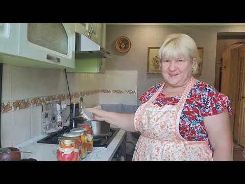 Видео: Помидоры дольками. Пальчики оближешь.