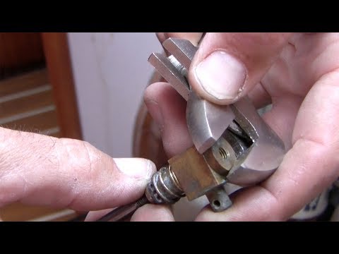 Видео: Как заменить тросы управления Yanmar на лодке