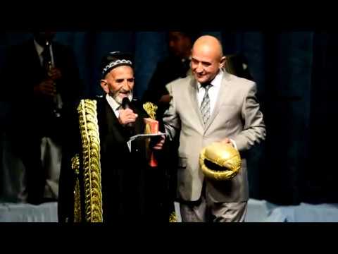 Видео: Худовандо, падарро ёд кардам....  Очень трогательное видео.  شاعر طالب آذرخش